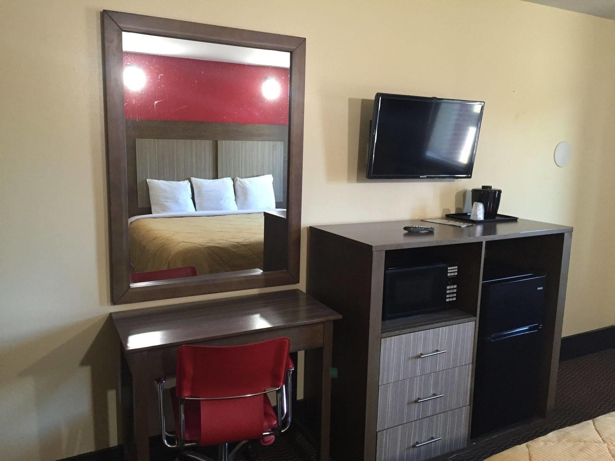 Brick Motor Inn Екстер'єр фото